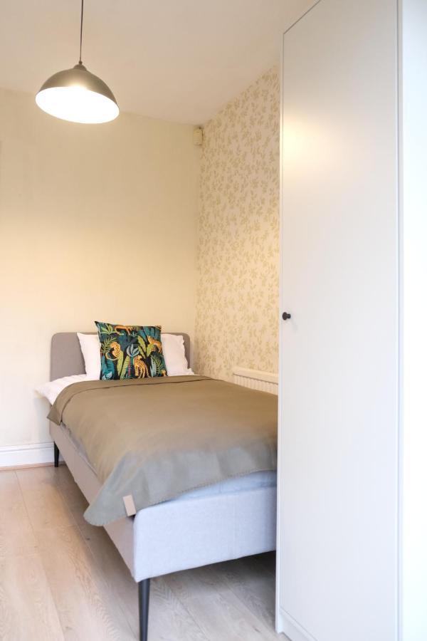 Bee Stays - Maliston House Great Sankey Экстерьер фото